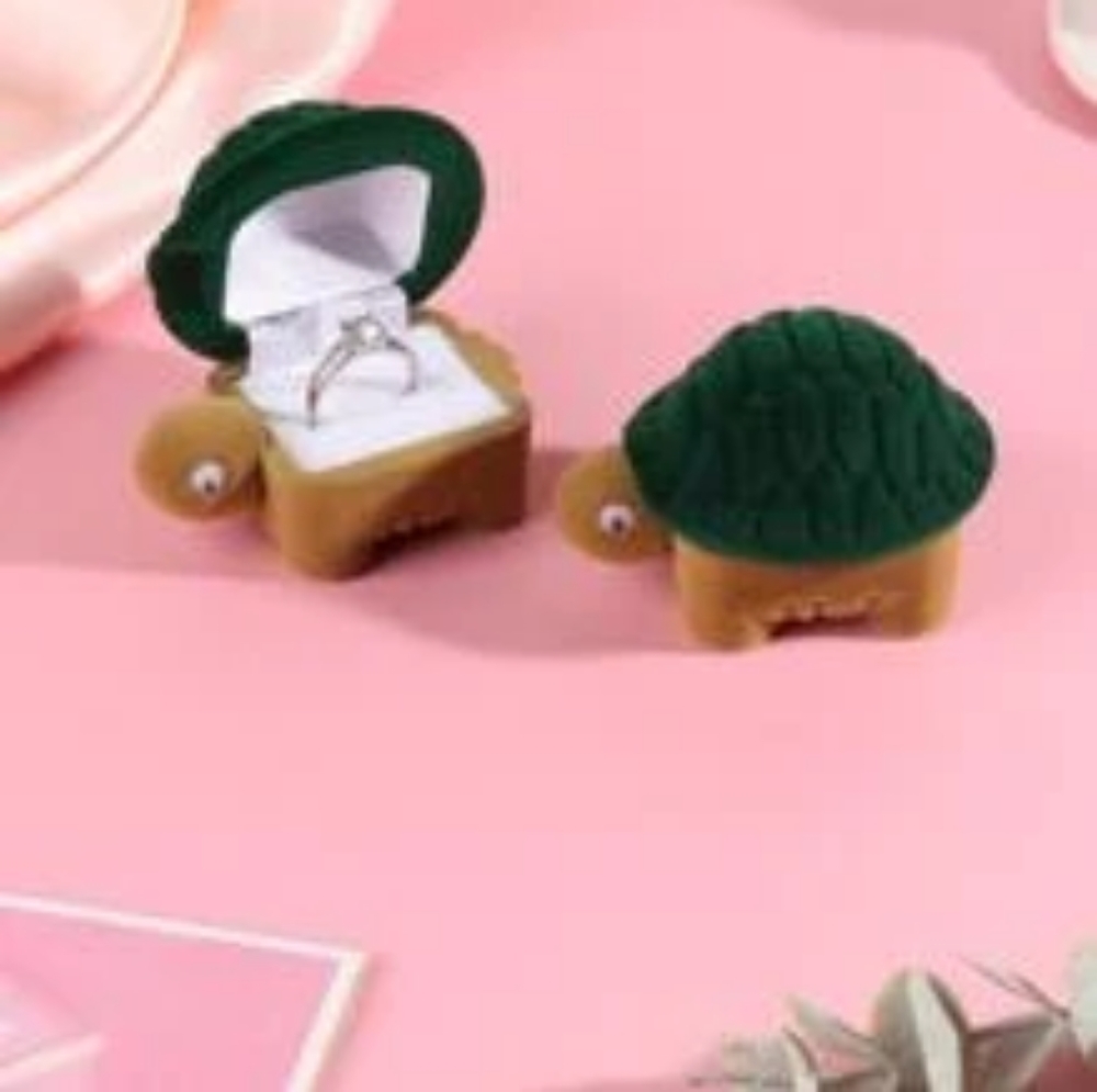 🌺 Turtle Shaped Ring Box